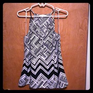 Skies Are Blue Sleeveless racerback top